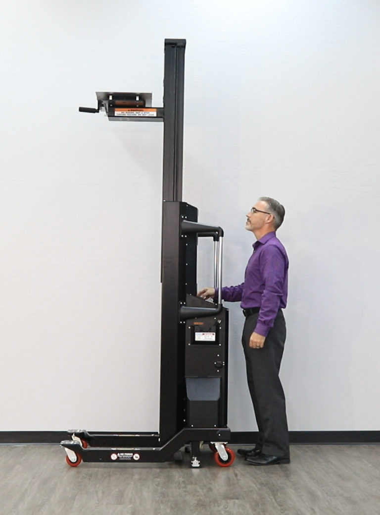 When fully extended, the mast lifts the platform equipment surface up to 8.75 ft (2.67 m) high to reach the highest racks (56U, or 64U when used with the RL-500 Riser attachment). As an added safety feature in height-restricted environments, the TouchSTOPⓇ overhead sensor prevents both structural and equipment damage by stopping the lift motor on contact with the ceiling or other overhead obstructions.